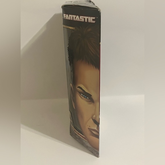 2007 Marvel Legends Signature Series Mr. Fantastic - Picture 6 of 14